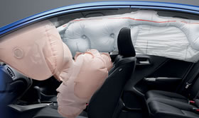 Driver and front passenger SRS airbags (optional side i-SRS airbags and side curtain airbags) 