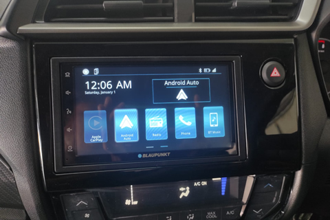Blaupunkt Smart Multimedia compatible wireless Android Auto and Apple Carplay