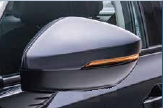 Electrically Retractable Side Mirrors with Integrated LED Slide Turn Indicators