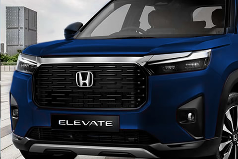 <strong>Alpha-Bold Signature Grille</strong><br>Massive and sturdy grille design makes you stand out wherever you go.