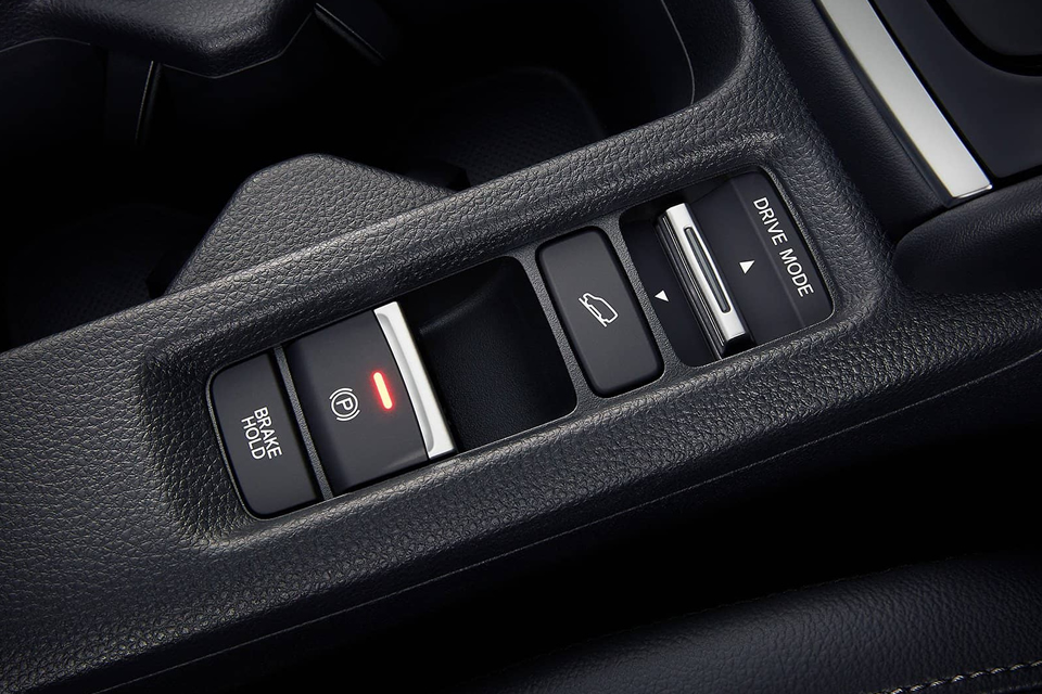 The new Electric Parking Brake (EPB) requires only a pull on a switch at the centre console to engage parking brake and a press on the accelerator  pedal to release it.