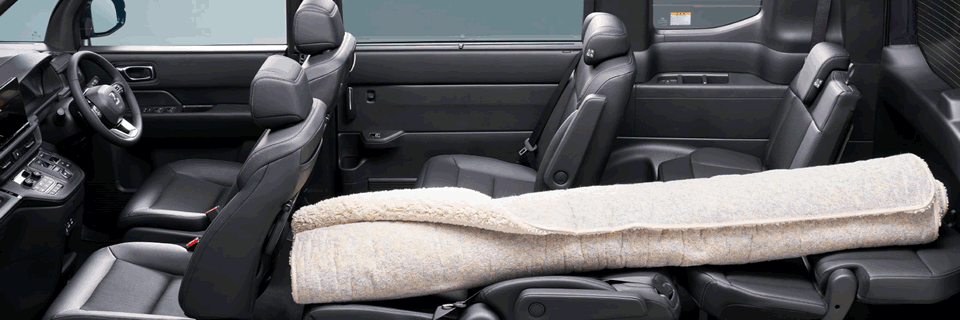  Multi-mode seating system optimizes accessibility within the expanded interior volume.