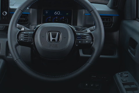 <strong>Active Sound Control</strong><br>The cabin comes alive with virtual engine sounds that respond naturally to acceleration  and braking.</strong>