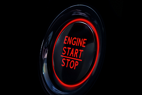 <strong>Smart Entry with One-Push Start</strong><br>Step in and start instantly, with technology that makes every drive seamless and intuitive.